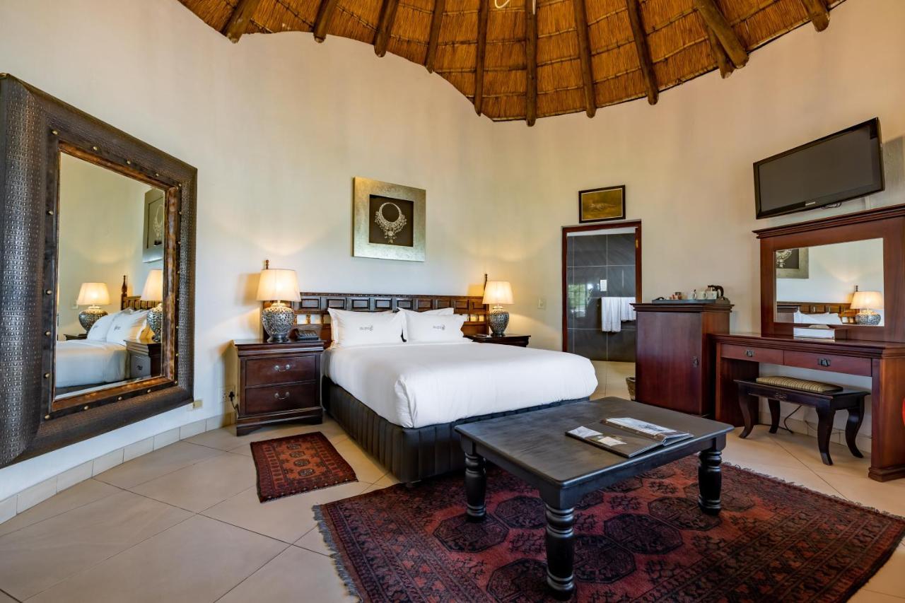 Zulu Nyala Country Manor Hotel Johannesburg Exterior photo