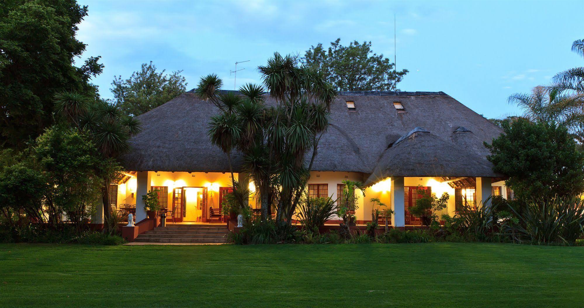 Zulu Nyala Country Manor Hotel Johannesburg Exterior photo