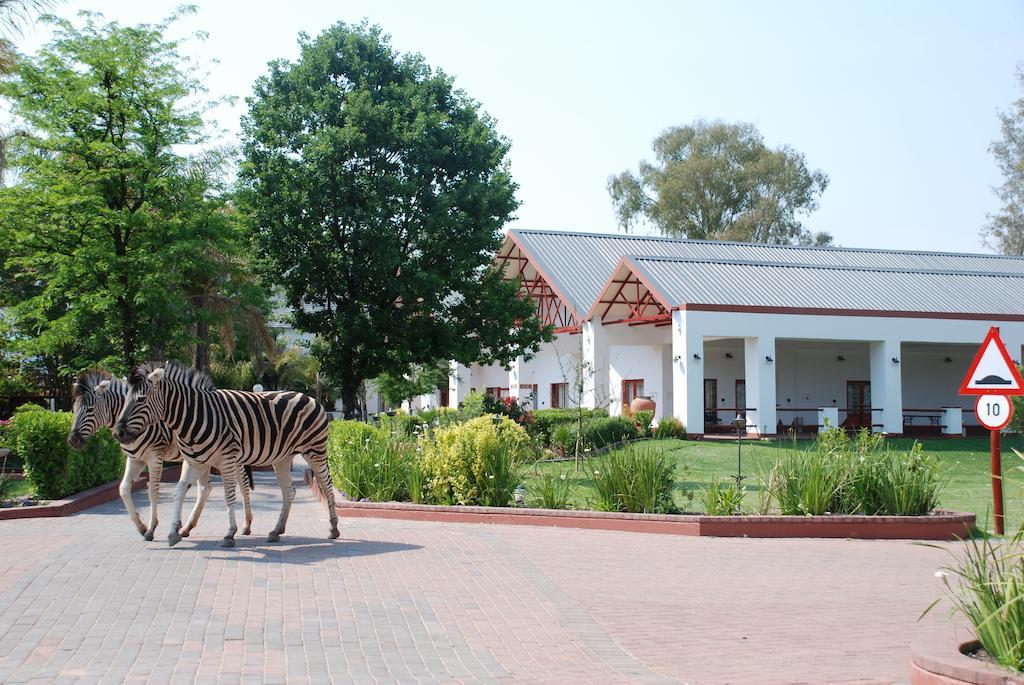 Zulu Nyala Country Manor Hotel Johannesburg Exterior photo